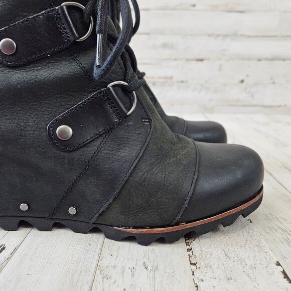 SOREL Joan Of Arctic Leather Wedge Mid Winter Ankle Boots in Black NL1987 - Picture 8 of 11